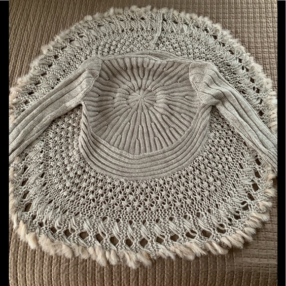 JOHN FASHION CARDIGAN SWEATER WITH FAUX FUR TRIM - Picture 3 of 8